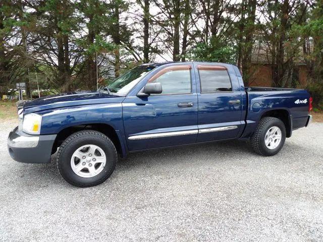 2005 Dodge Dakota SLT for sale in Rocky Mount, VA