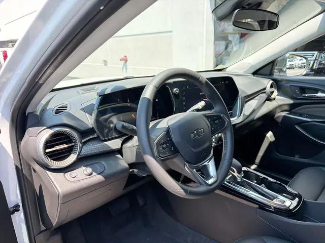 2025 Chevrolet Trax FWD ACTIV