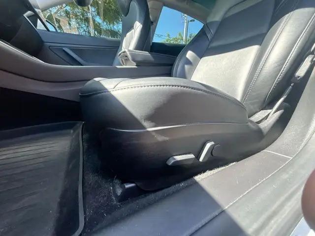 2019 Tesla Model 3 Performance