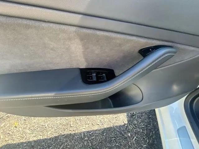 2019 Tesla Model 3 Performance
