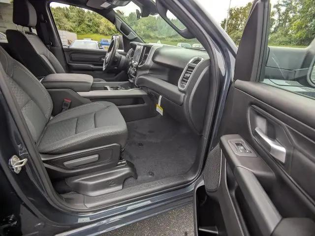 2026 Ram 1500 Express Quad Cab 4x4 64 Box