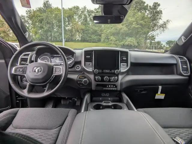 2026 Ram 1500 Express Quad Cab 4x4 64 Box