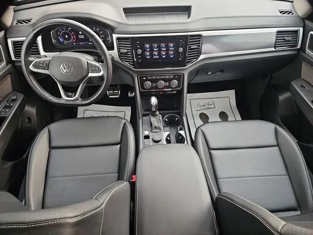 2023 Volkswagen Atlas 3.6L V6 SEL R-Line Black