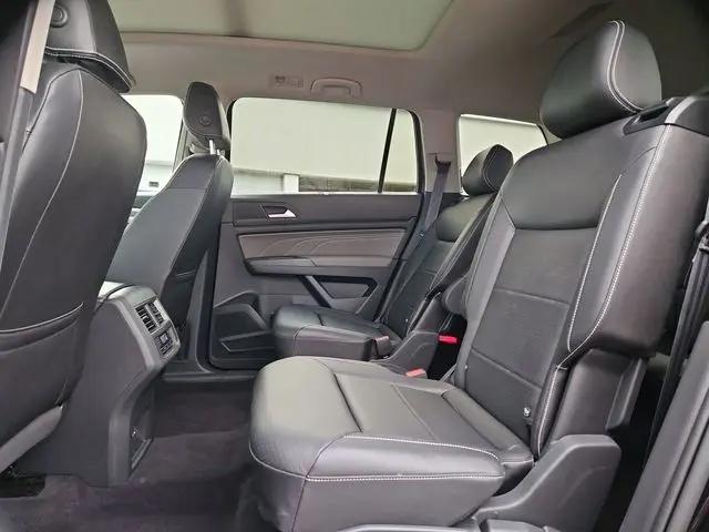 2023 Volkswagen Atlas 3.6L V6 SEL R-Line Black