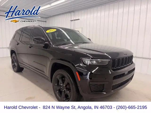 2023 Jeep Grand Cherokee L Altitude 4x4 for sale in Angola, IN