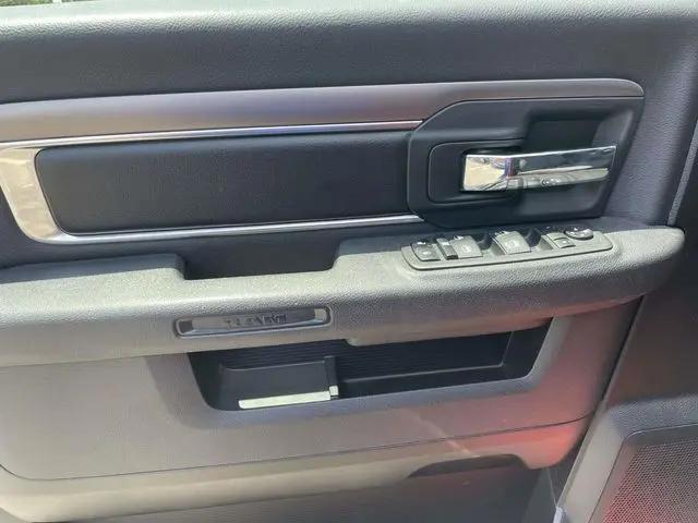 2022 Ram 1500 Classic Warlock Crew Cab 4x4 57 Box