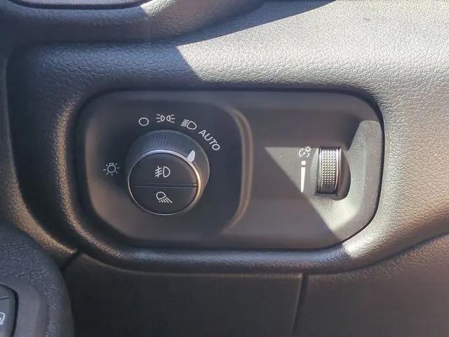 2026 Ram 2500 Warlock Crew Cab 4x4 64 Box