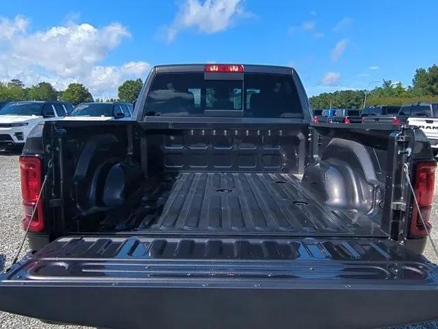 2026 Ram 2500 Warlock Crew Cab 4x4 64 Box