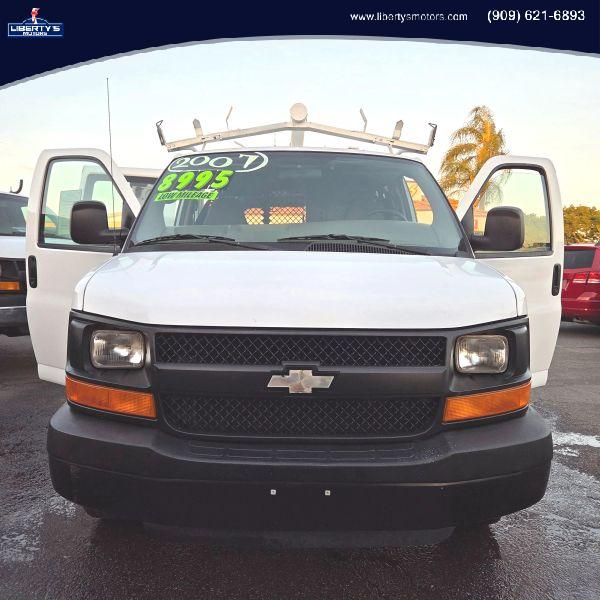 2007 Chevrolet Express Cargo Van Work Van