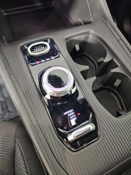 2026 Jeep Cherokee Laredo 4x4