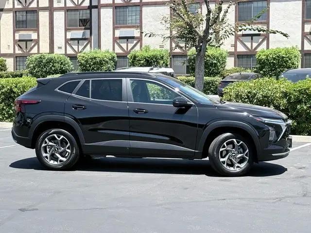 2026 Chevrolet Trax FWD LT