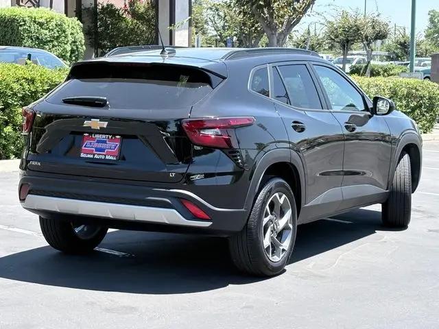 2026 Chevrolet Trax FWD LT
