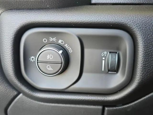 2026 Ram 2500 Big Horn Crew Cab 4x4 8 Box