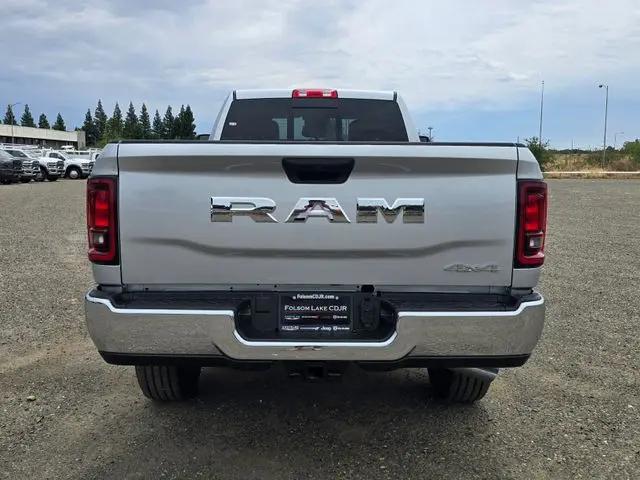 2026 Ram 3500 Tradesman Crew Cab 4x4 8 Box