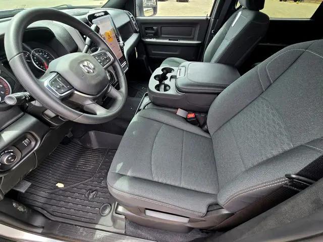 2026 Ram 3500 Tradesman Crew Cab 4x4 8 Box