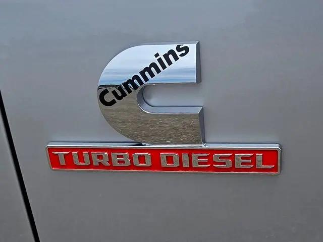 2026 Ram 3500 Tradesman Crew Cab 4x4 8 Box
