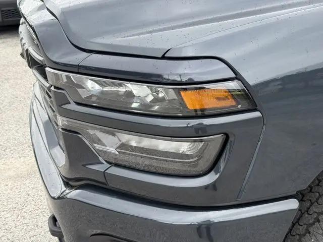 2026 Ram 2500 Black Express Crew Cab 4x4 64 Box