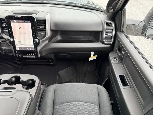 2026 Ram 2500 Black Express Crew Cab 4x4 64 Box