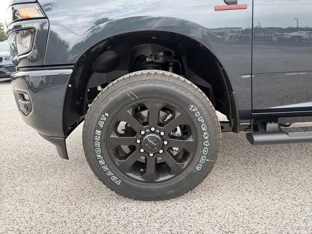 2026 Ram 2500 Black Express Crew Cab 4x4 64 Box