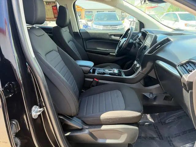 2022 Ford Edge SE