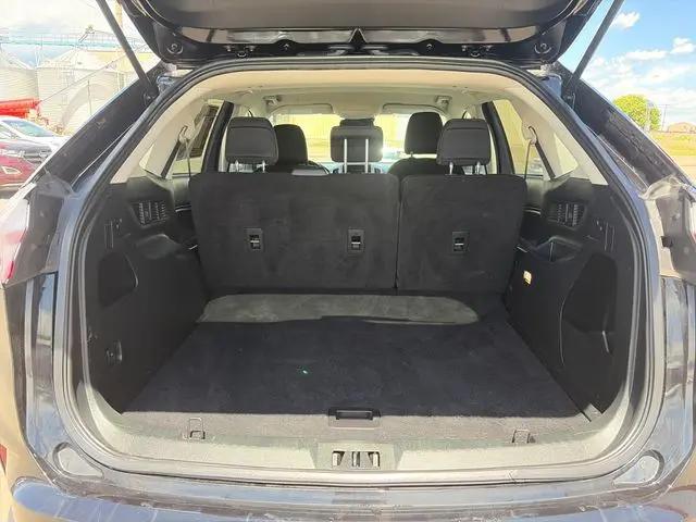 2022 Ford Edge SE