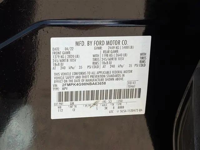 2022 Ford Edge SE