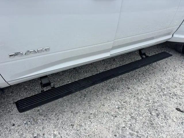 2026 Ram 3500 Laramie Mega Cab 4x4 64 Box