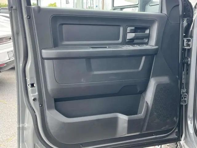 2026 Ram 2500 Black Express Crew Cab 4x4 64 Box