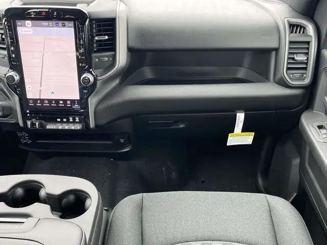 2026 Ram 2500 Black Express Crew Cab 4x4 64 Box