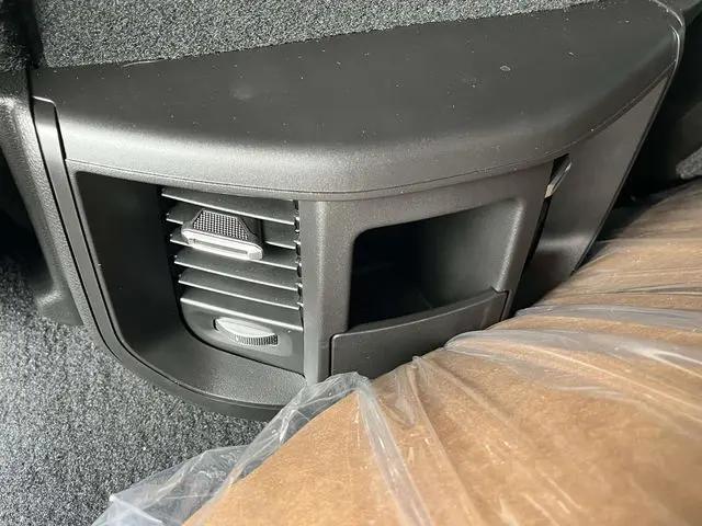 2026 Ram 2500 Black Express Crew Cab 4x4 64 Box