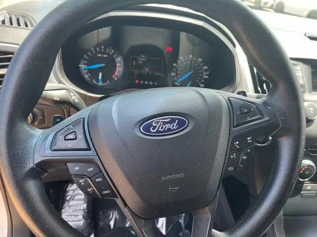 2018 Ford Edge SE