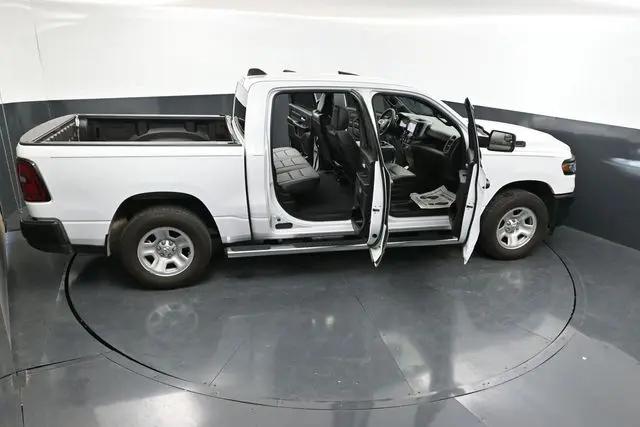 2025 Ram 1500 Tradesman Crew Cab 4x4 57 Box