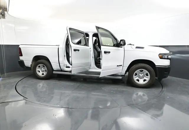 2025 Ram 1500 Tradesman Crew Cab 4x4 57 Box
