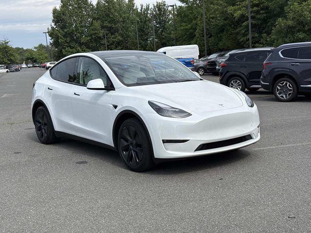 2025 Tesla Model Y Long Range Dual Motor All-Wheel Drive's photo