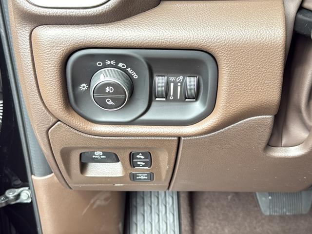 2026 Ram 1500 Laramie Crew Cab 4x4 57 Box