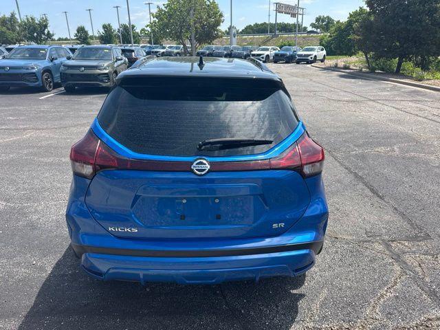 2021 Nissan Kicks SR Xtronic CVT