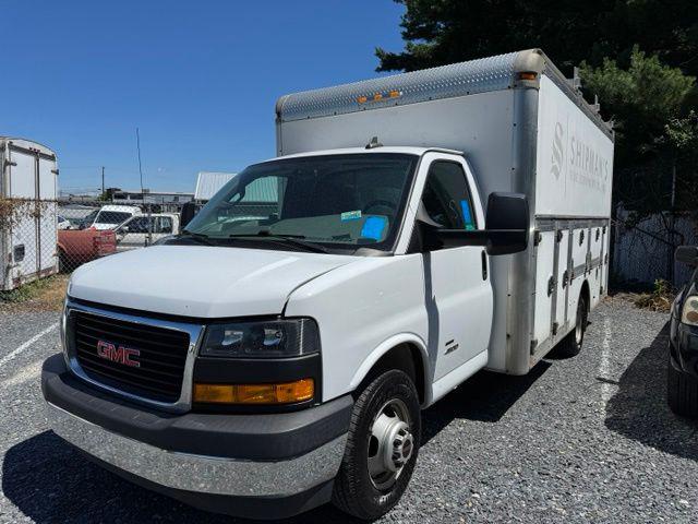 2018 GMC Savana Cutaway 4500 Van for sale in Cockeysville, MD