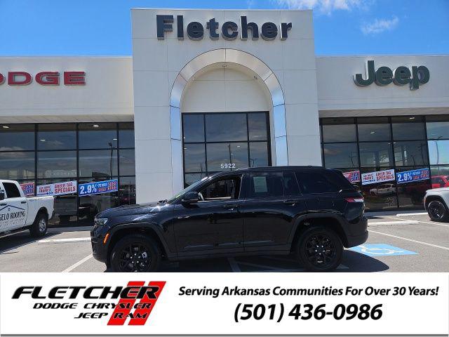 2025 Jeep Grand Cherokee Altitude 4x4 for sale in Sherwood, AR