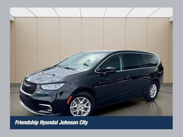 2023 Chrysler Pacifica Touring L for sale in JOHNSON CITY, TN