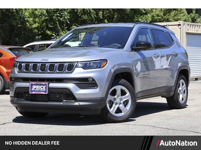 2023 Jeep Compass Latitude 4x4 for sale in DES PLAINES, IL