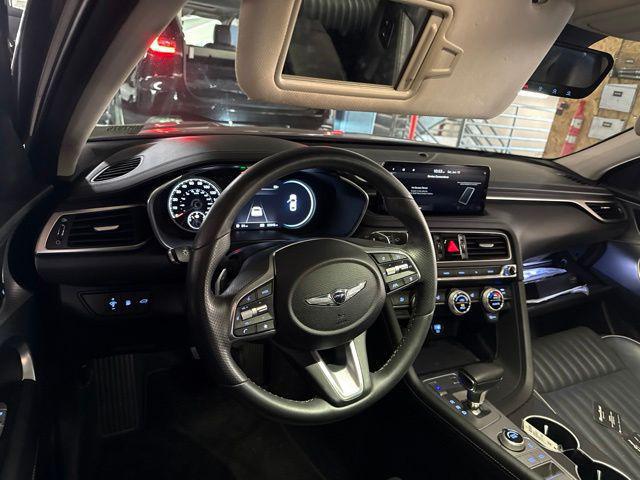 2023 Genesis G70 3.3T RWD