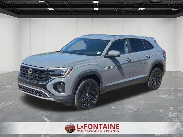2024 Volkswagen Atlas Cross Sport 2.0T SE w/Technology for sale in Livonia, MI