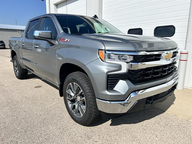 2026 Chevrolet Silverado 1500 4WD Crew Cab Standard Bed LT for sale in Lancaster, WI