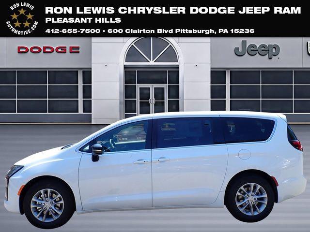 2027 Chrysler Pacifica PACIFICA SELECT