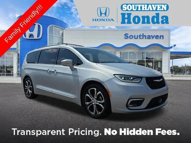 2022 Chrysler Pacifica Pinnacle for sale in Southaven, MS