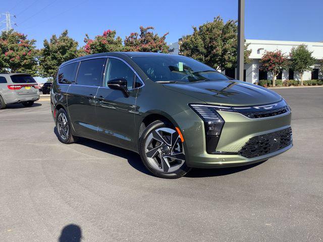 2027 Chrysler Pacifica Limited