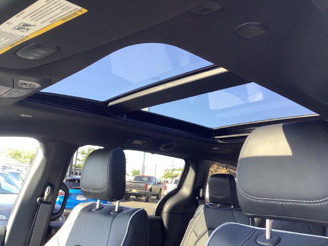 2027 Chrysler Pacifica Limited