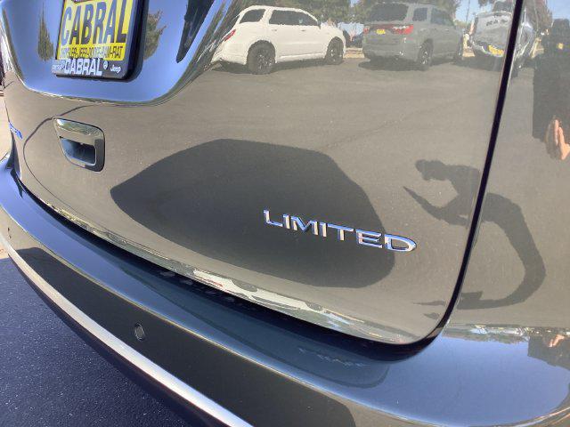 2027 Chrysler Pacifica Limited