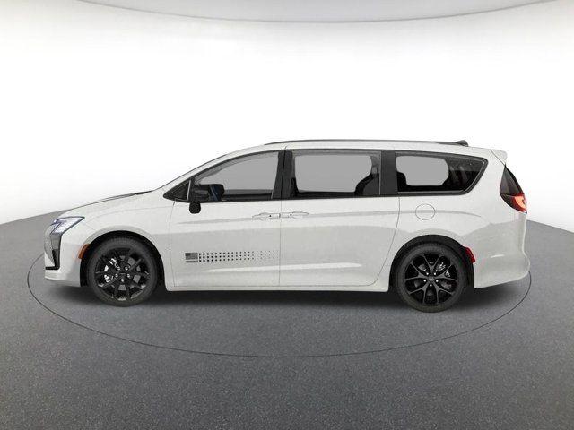 2027 Chrysler Pacifica PACIFICA SELECT AWD