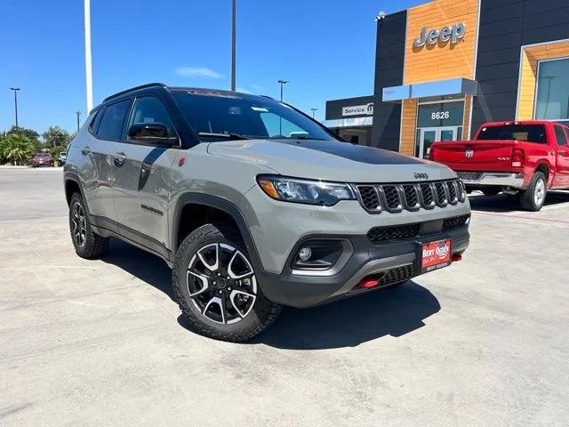 2026 Jeep Compass COMPASS TRAILHAWK 4X4
